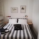 Lake Como Holiday Apartments شقة كومو