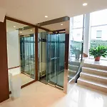 شقة Lake Como Holiday Apartments *