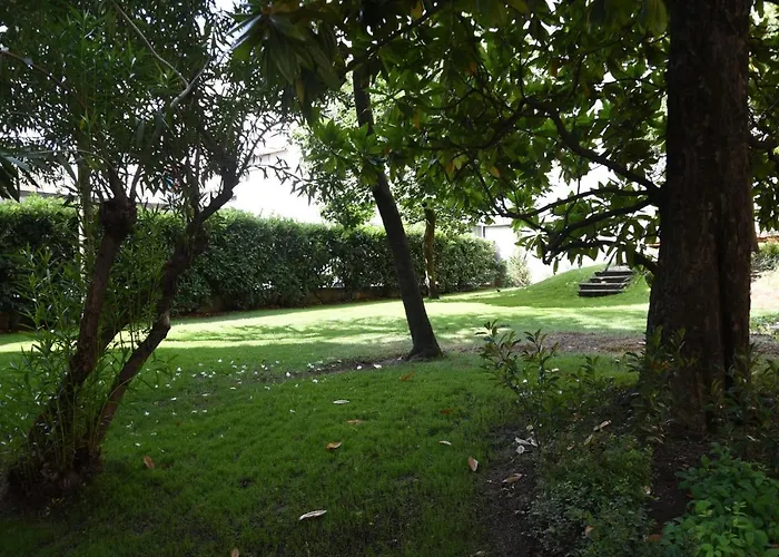 Lake Como Holiday Apartments 公寓