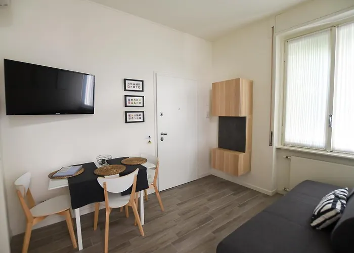 Lake Como Holiday Apartments 公寓